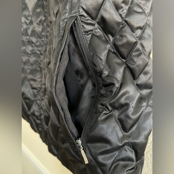 LANDS END Vest Black Goose Down Quilted Pattern Zip Up Pockets Puffer Satin Med - Picture 5 of 8